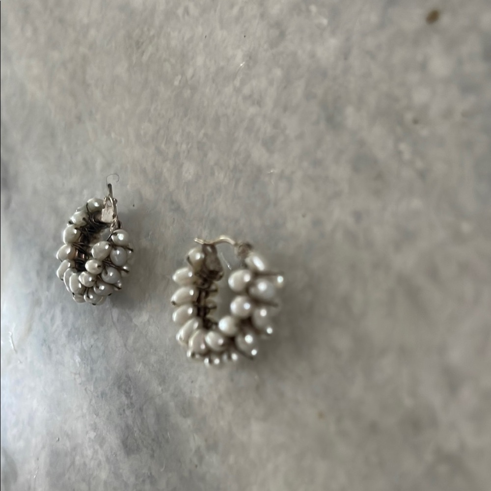 Fresh Water Pearl Small Hoop Earrings